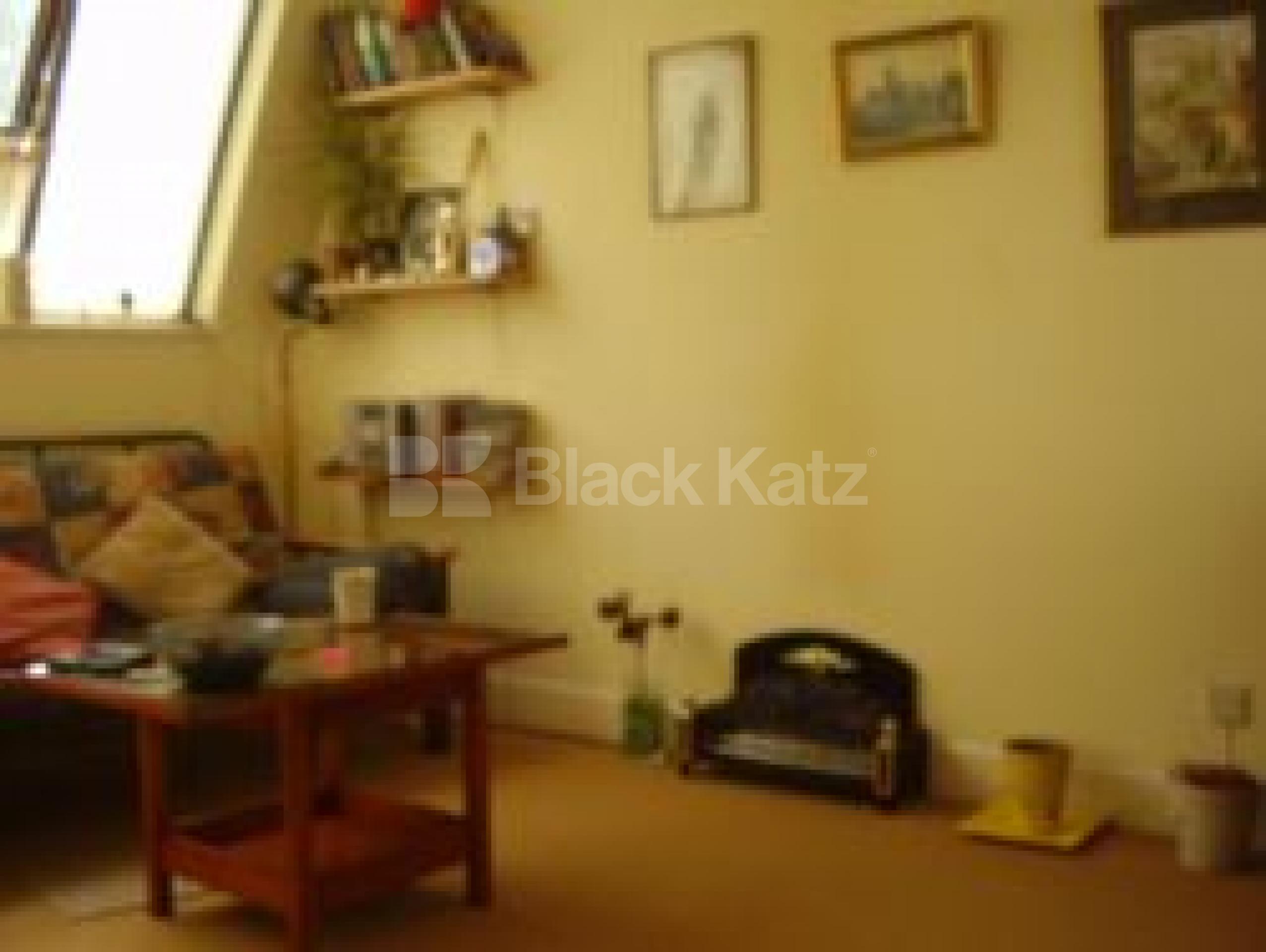 			1 Bedroom, 1 bath, 1 reception Flat			 Crecent Street, BARNSBURY N1 N1